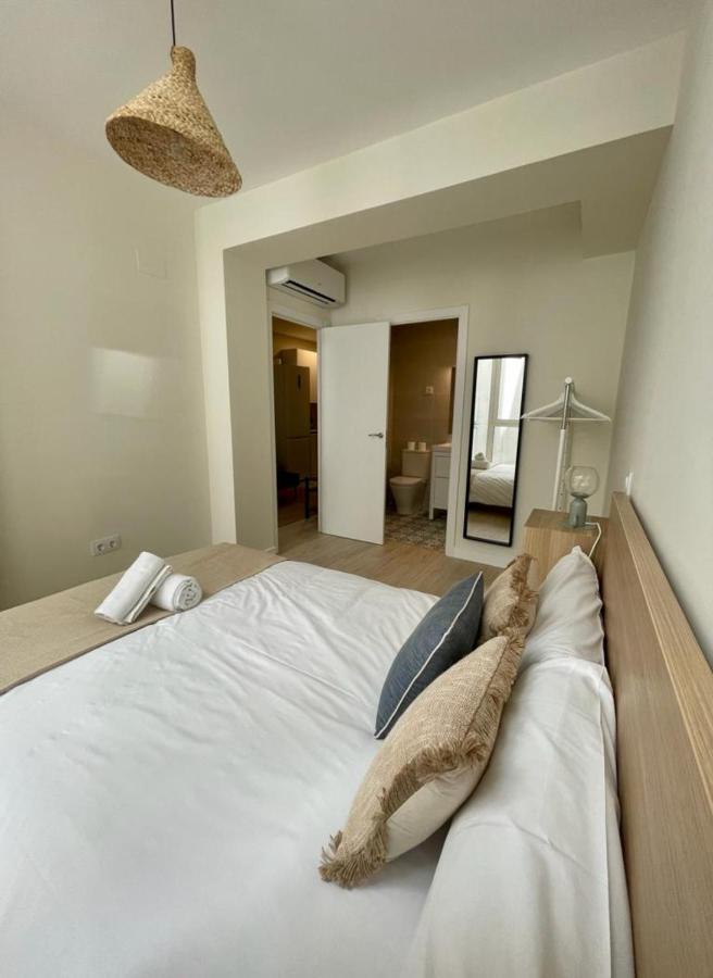 Downtown&New Apt Para 9Pax En La Plaza De Chueca Madrid Exterior photo